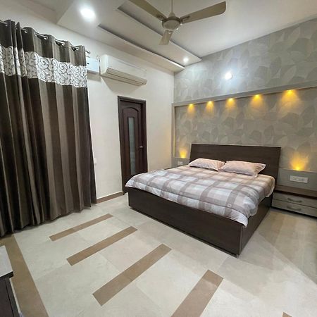 Urban Oasis Villa Amritsar Bagian luar foto