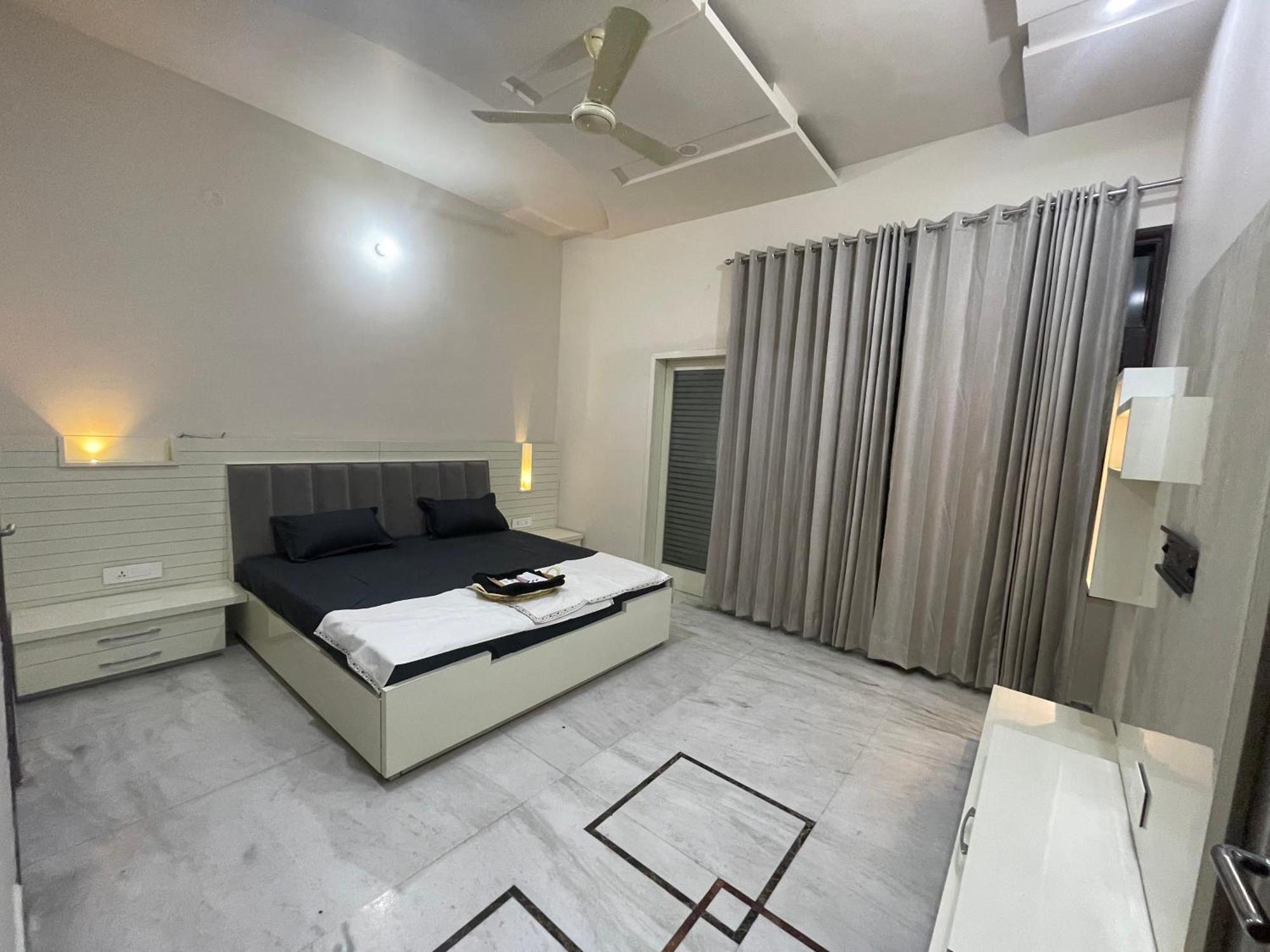 Urban Oasis Villa Amritsar Bagian luar foto