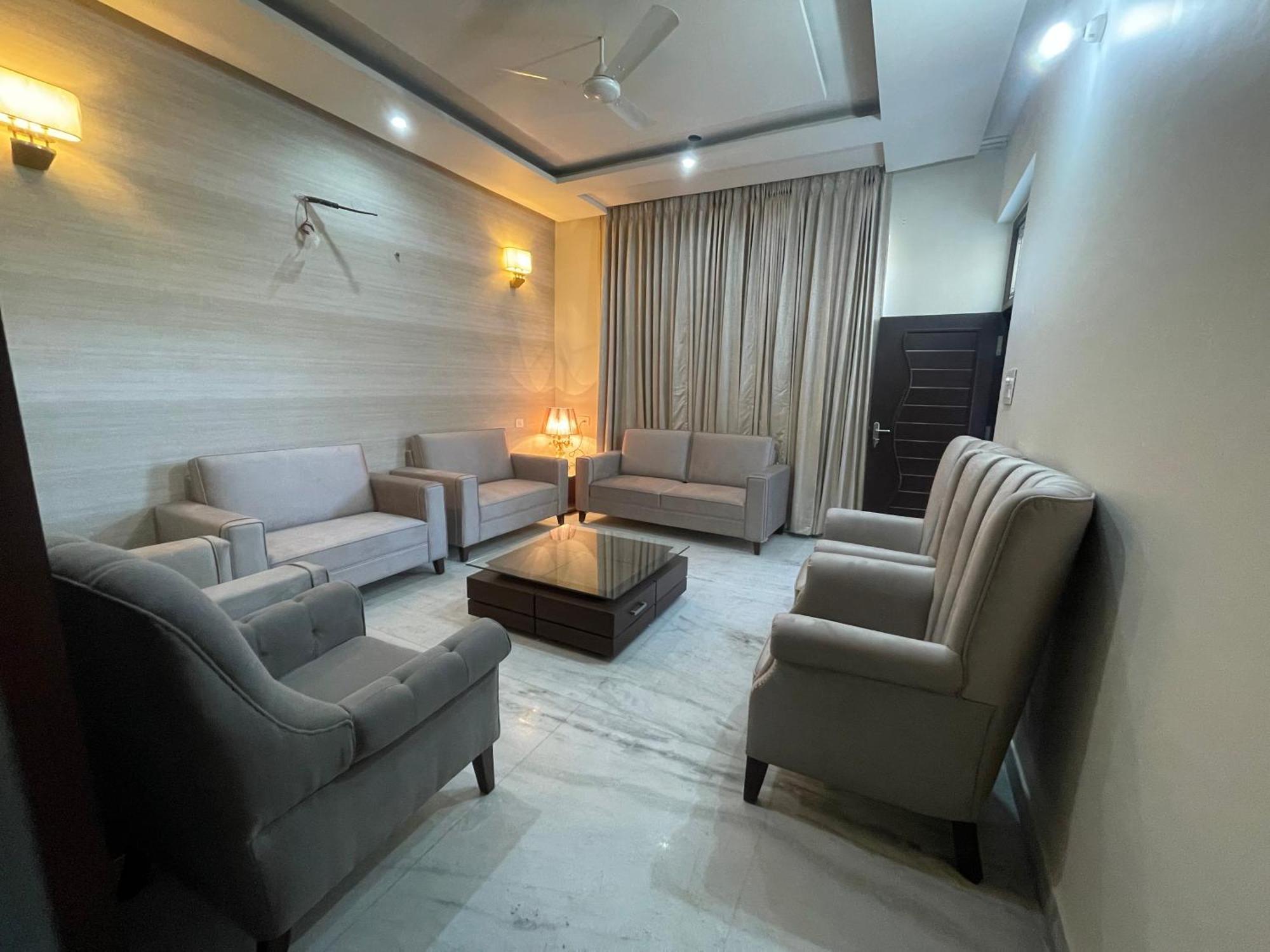 Urban Oasis Villa Amritsar Bagian luar foto