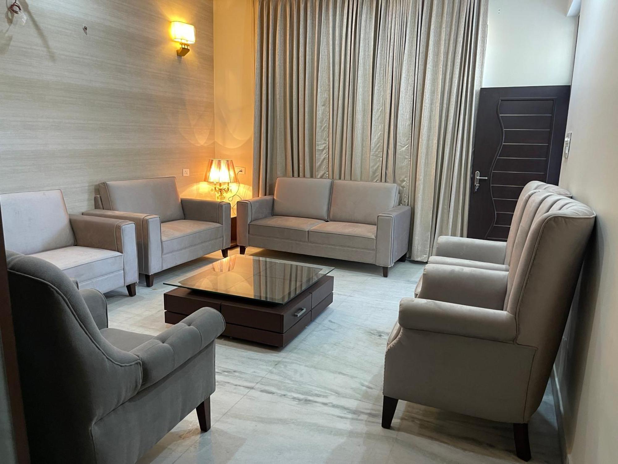 Urban Oasis Villa Amritsar Bagian luar foto