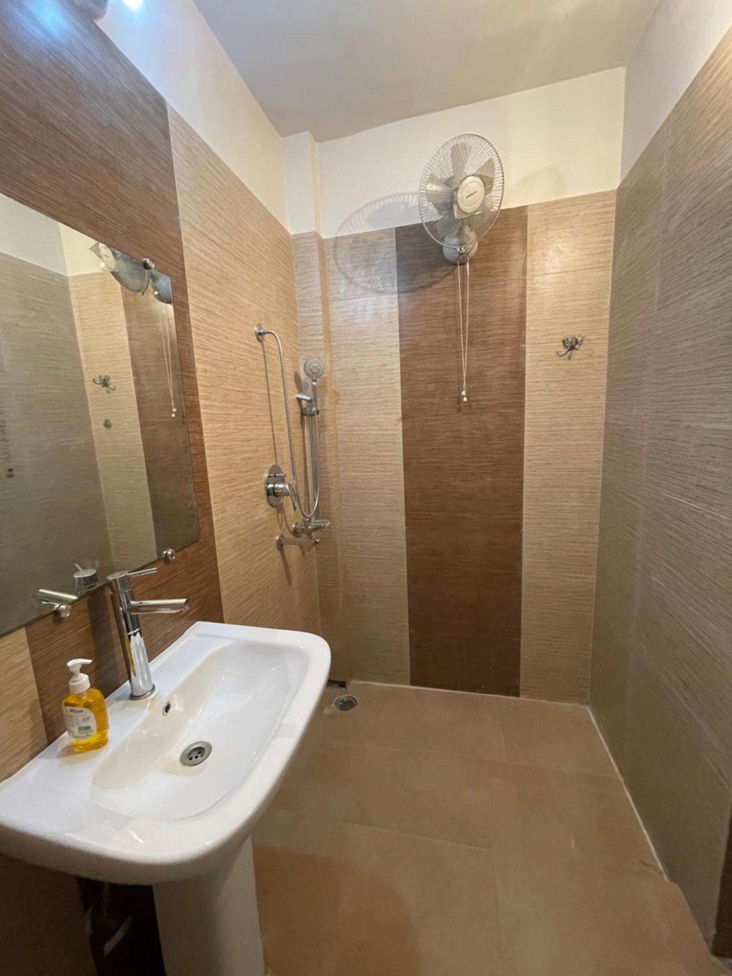 Urban Oasis Villa Amritsar Bagian luar foto